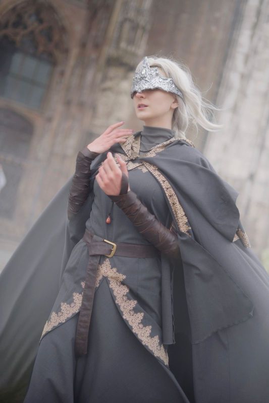 Kostüme für Theater, Comic-, und Cosplay- Szene